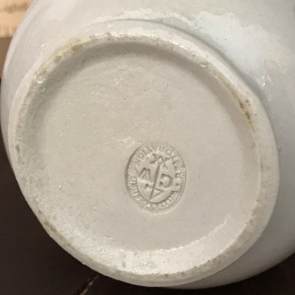 Williamsburg Pottery Mini Pitcher - Picture 4 of 6